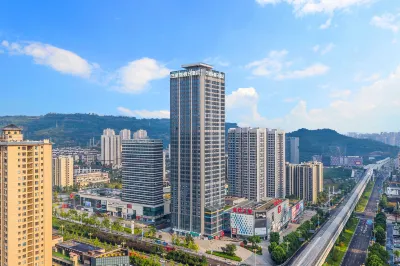 Holiday Inn Bali (Jiangjin Wanda Plaza Shengquansi Subway Station Branch) Hotels in Jiangjin passenger transport center business district