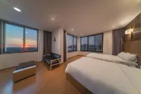 Two Y Hotel Hotels near Naksan Beach