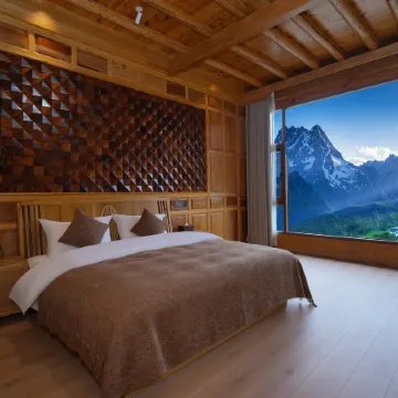 Deqin Yujian Meili Yangqia Chinese Inn Homestay
