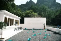 Shenxianju Narada Resort & Spa