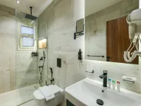 Royal Regency Hotel Hotels near AUC New Cairo