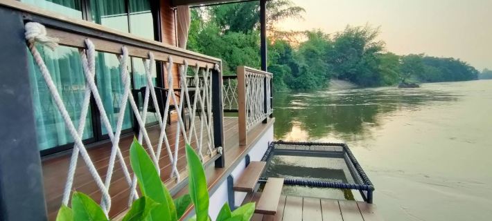 Rimwang The River Life Hotels in Sai Yok