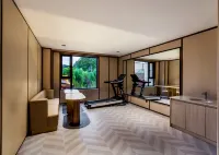 Chengde Courtyard Holiday Hotel