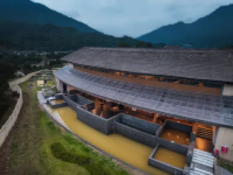 Yuan Zhiyao Hot Spring Resort