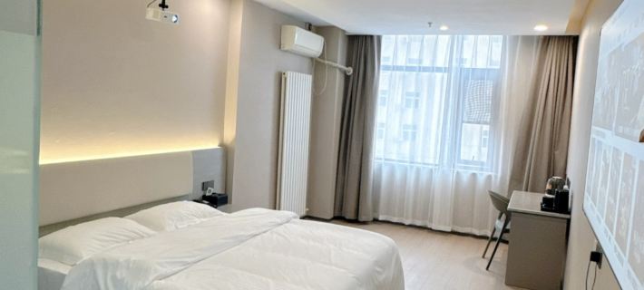 Shankee Hotel (Lankao Jiao Yulu Memorial Hall) Hotels in Lankao
