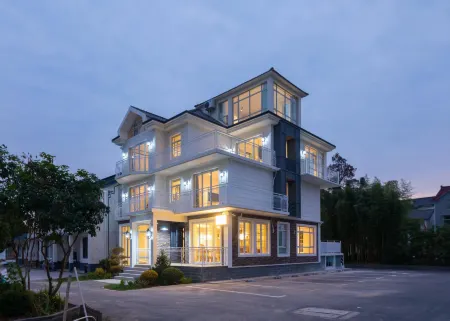 Enjoyable life Отели рядом с достопримечательностью «Shanghai Puji Bridge»