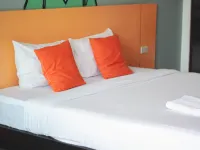 S Club & Hotel Hotels near ALANGKARN