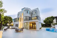 Miying·Nano Pool Holiday Camping Villa (Shanghai Huiling Villa Area)