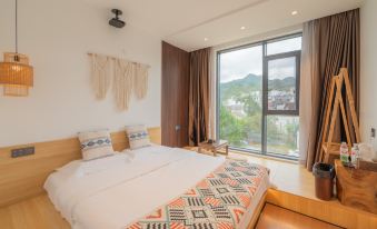 Nayuan Mountain Creek Homestay (Jixi Kantou Ancient Village)