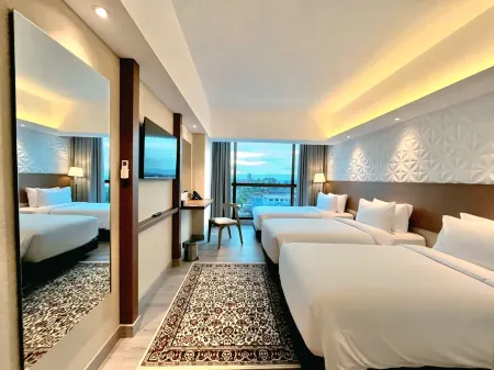 The Jogja Malioboro Hotel & Conference Center Отели в г. Gedong Tengen