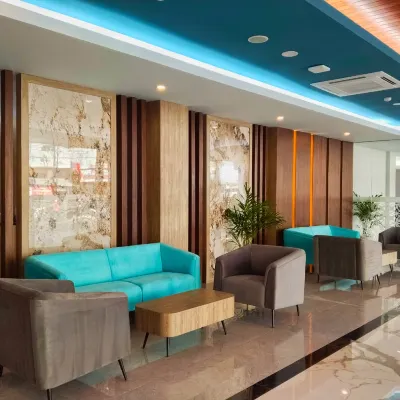 Front One Luxe Hotel Solo Các khách sạn gần Sân vận động mini Surakarta