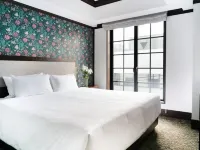 كيوري إكسيك موروماتشي Hotels near محطة كاراسوما