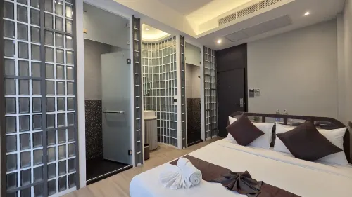 โรงแรม วอร์ม พิลโลว์