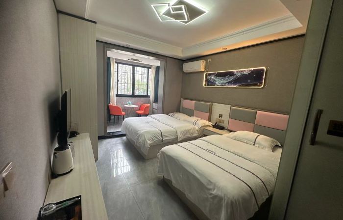 Guiding Yiyi Hotel