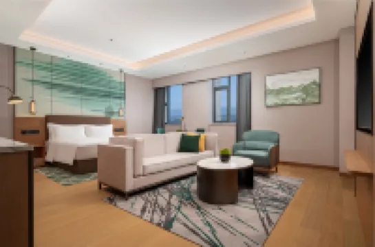 Holiday Inn WEINAN HIGH-TECH ZONE by IHG