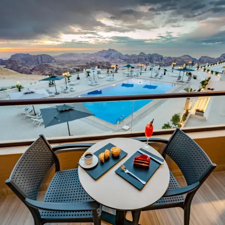 Petra Pillars Luxury Hotel