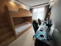 Thor E-sports Hotel (Near Chengde Mountain Resort) - E-sport