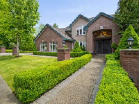 Vancouver Red House 大温哥華酒店