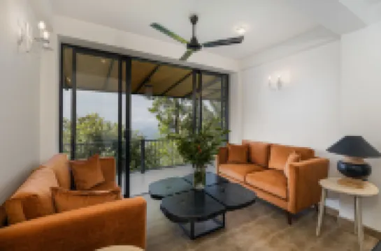 Garfield Villa by TONIK