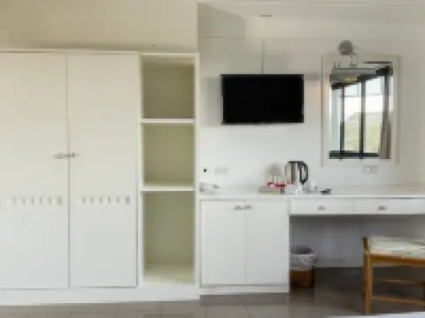 โรงแรมเรือรัษฎาเอ็กซ์เพรส    โรงแรมในตรัง