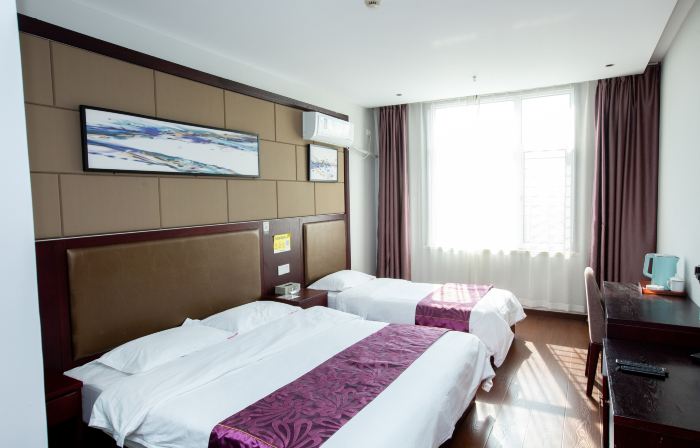 Platinum Holiday Hotel