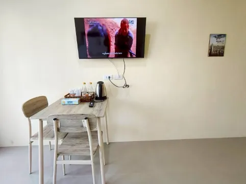 ห้องมาตรฐานพร้อมพัดลม(เตียงใหญ่)