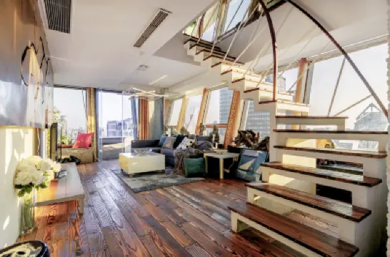 Shanghai Left and Right Getiao Apartment Hotels in 