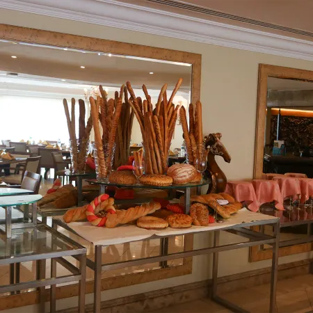Sheraton Khalidiya Hotel