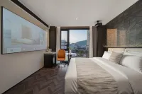 sky·Holiday Hotel - Beach