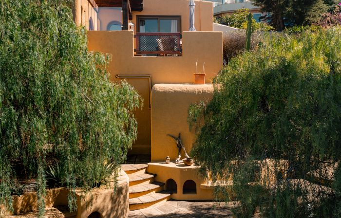 El Refugio Apartments & Villa