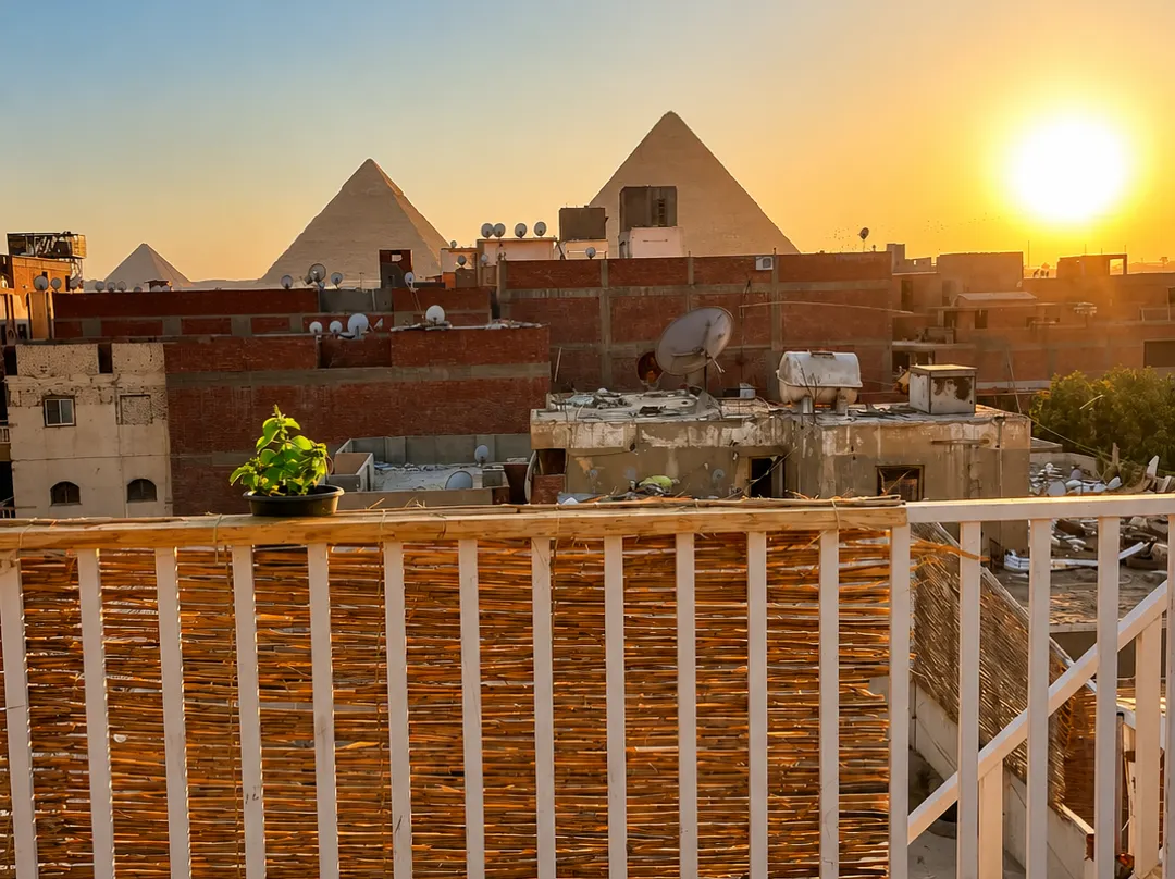 The 5 Inn Pyramids Rooftop View - Egitto