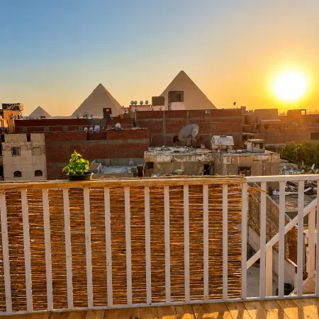 The 5 Inn Pyramids Rooftop View Отели рядом с достопримечательностью «Гиза»