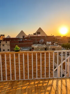 The 5 Inn Pyramids Rooftop View - Inns