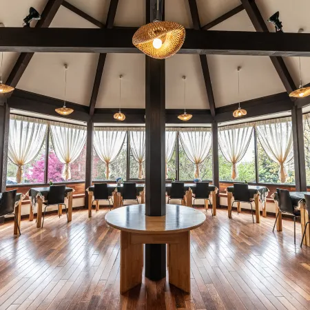 Floral Hotel · Sakura-zaka Onsen (Izu Kogen Omuroyama)