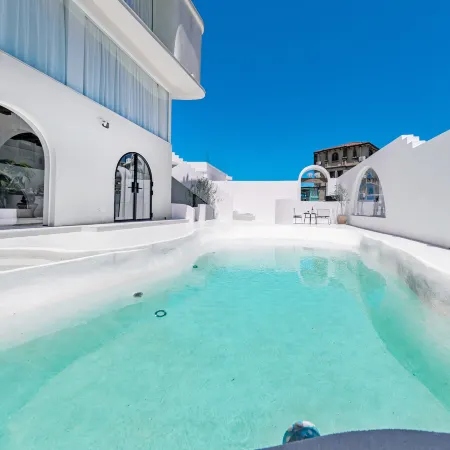 Ye Xu | First-line sea view | Designer vacation accommodation with mountain and sea view pool