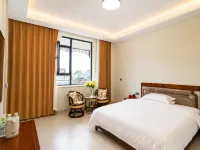 Nilka Hechang · Serene · Tranquil and Comfortable Courtyard Boutique Stay - balcony