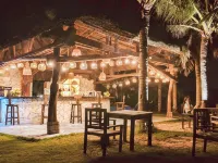Arena Cam Ranh Seaview by Panacea Home - bar