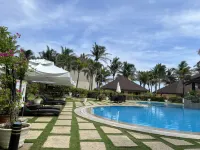 Puerto Del Sol Beach Resort and Hotel Club - Strand