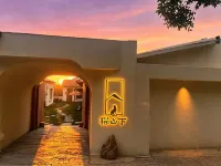 Maoshanxia Homestay(Tekes Bagua City Branch) - Airport Shuttle