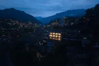 雲序・山也全景ヴィラ（西江千戸苗寨一号風雨橋） - 新規開業