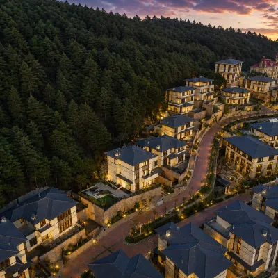 Clifford Legend Hotel Hotels near Lushan National Park