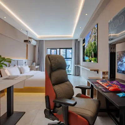 Yuxiaoqi Esports (Tongde Kunming Shopping Center) Hotels near Panlong District