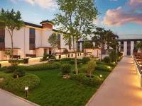 Rujia Business Hotel (Qufuni Mountain Holy Scenic Area Branch) - نادي رياضي