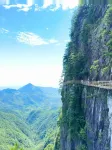 Mingyueshan Yuelv Inn - pemandangan pegunungan