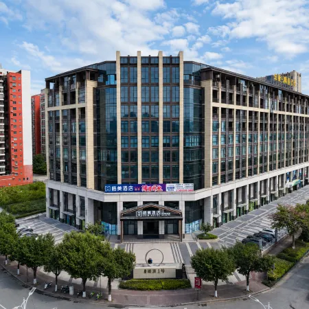 Gemei Hotel (Zhangzhou Station Sanqicheng)