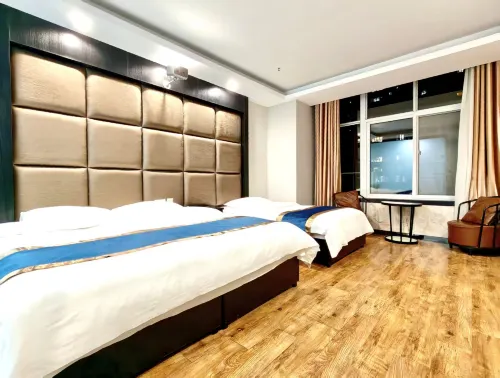 Tianyi Business Hotel - Bintang 2