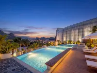 FourPoints by Sheraton Guilin Central Hotels near Xiaodongjiang River