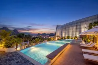 FourPoints by Sheraton Guilin Central - parking