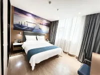 Yeste Hotel (Napo) - Bãi đậu xe