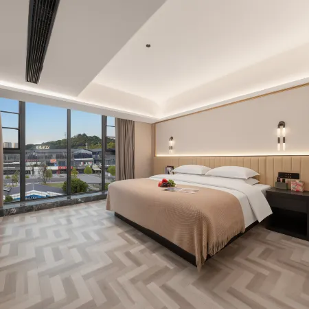 Twenty‑Four Solar Terms Hotel (Neijiang East High‑Speed Railway Station Wuyue Plaza)